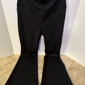 HALARA Elegant Black Trousers
